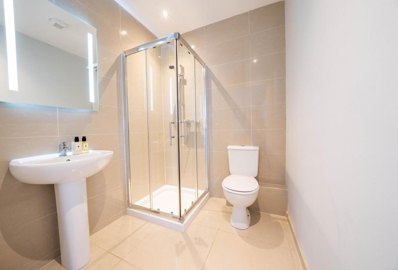 Three Bed Apartment Sleeps 5 In Botanic Belfast Ngoại thất bức ảnh